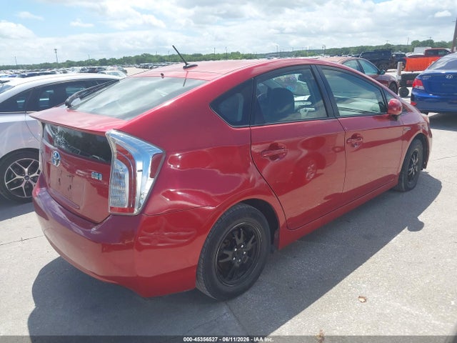 Toyota Prius Three 2014 JTDKN3DU1E0359616 Image 4