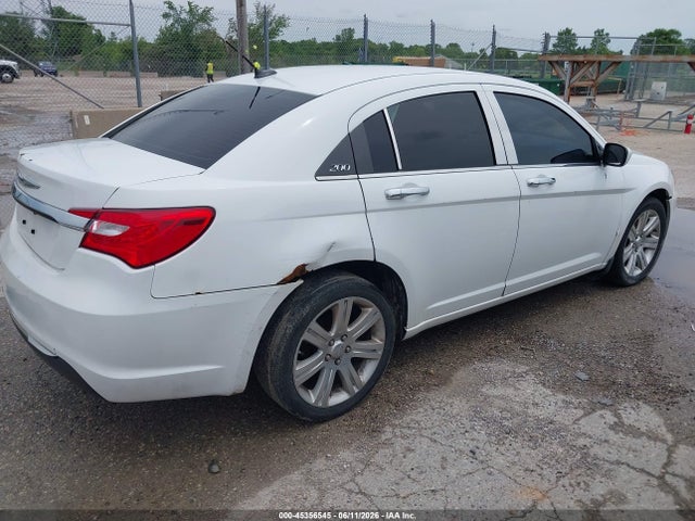 Продаж на аукціоні авто 2011 Chrysler 200 Touring, vin: 1C3BC1FG5BN614157, номер лоту: 45356545