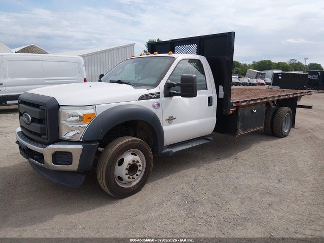 Ford F-550 Chassis Xl 2016 1FDUF5GT1GEA39718 Image 2