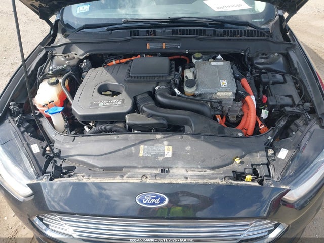 3FA6P0SU3ER223295 Ford Fusion Energi Titanium