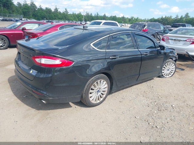 3FA6P0SU3ER223295 Ford Fusion Energi Titanium