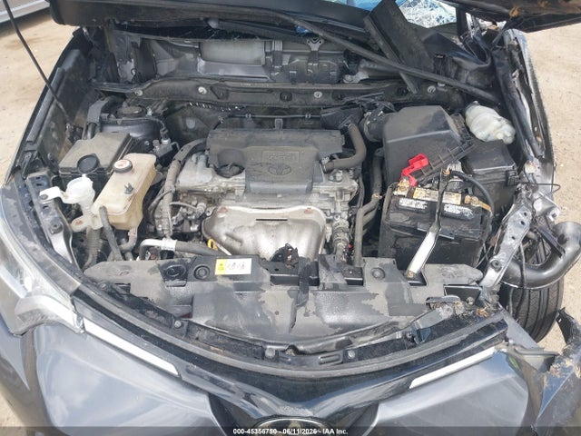 JTMBFREVXJJ733748 Toyota RAV4 LE