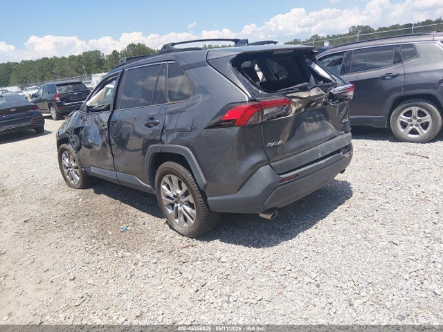 Toyota Rav4 Xle Premium 2021 2T3C1RFV8MC126479 Image 3