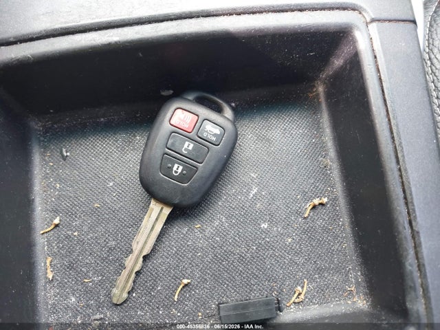 45356836 :رقم المزاد ، 4T1BF1FK6HU795092 vin ، 2017 Toyota Camry Le مزاد بيع