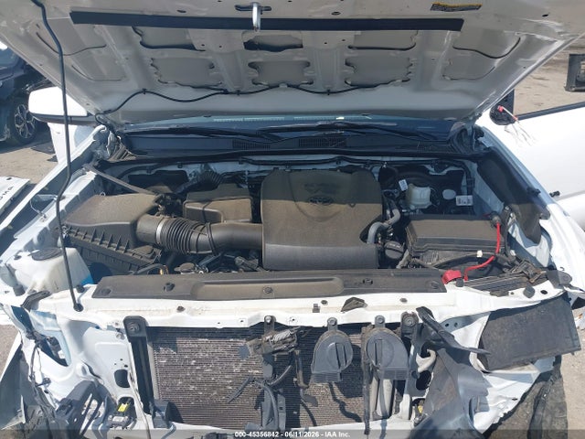 45356842 :رقم المزاد ، 5TFAZ5CN9MX110430 vin ، 2021 Toyota Tacoma Sr5 V6 مزاد بيع