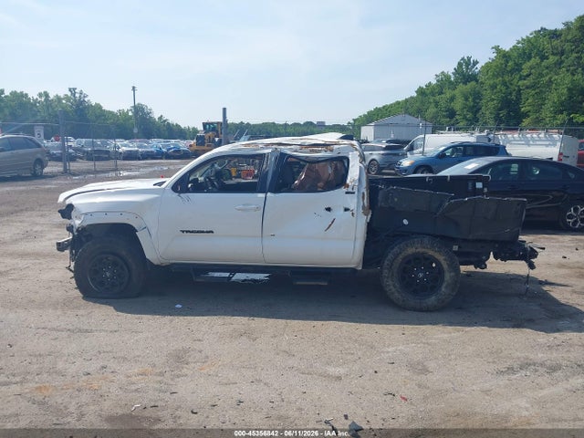 45356842 :رقم المزاد ، 5TFAZ5CN9MX110430 vin ، 2021 Toyota Tacoma Sr5 V6 مزاد بيع
