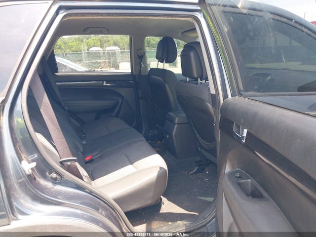 Продажа на аукционе авто 2011 Kia Sorento Lx, vin: 5XYKT3A12BG099815, номер лота: 45356878