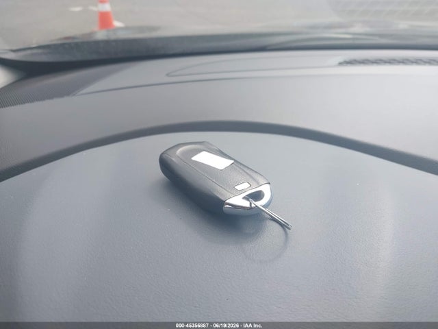 45356887 :رقم المزاد ، 5GAEVAKW8MJ172034 vin ، 2021 Buick Enclave Awd Essence مزاد بيع