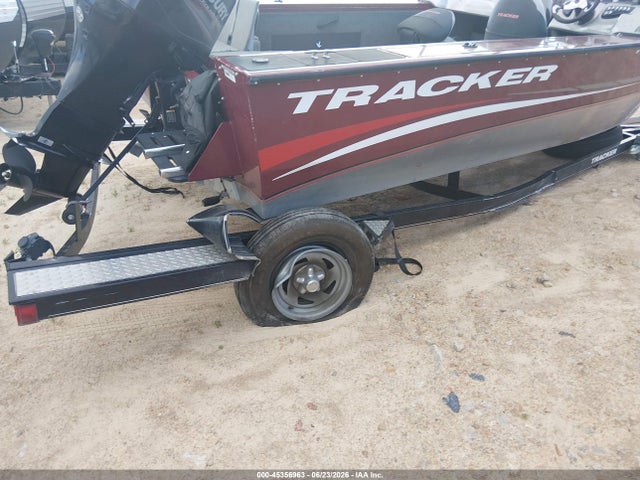 Продаж на аукціоні авто 2013 Tracker 19', vin: BUJ11347J213, номер лоту: 45356963