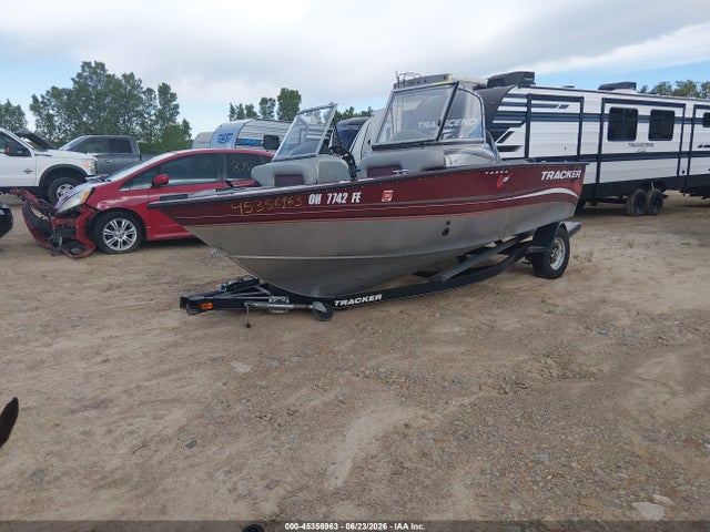 Продаж на аукціоні авто 2013 Tracker 19', vin: BUJ11347J213, номер лоту: 45356963