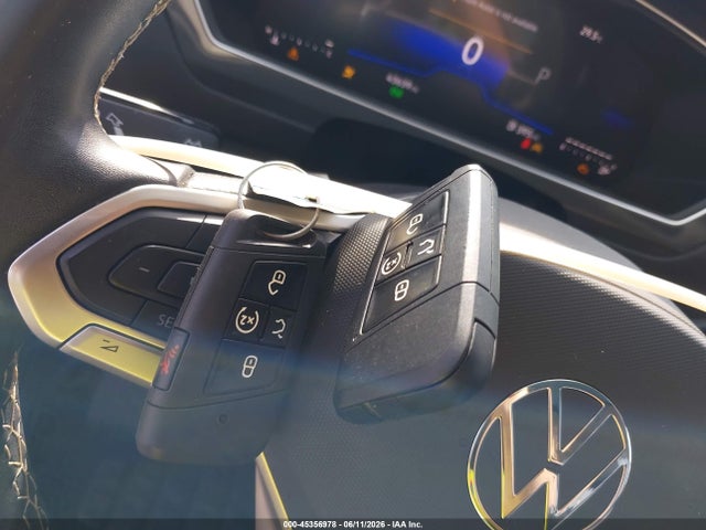 Продажа на аукционе авто 2024 Volkswagen Tiguan 2.0t Se/2.0t Wolfsburg Edition, vin: 3VVNB7AXXRM118069, номер лота: 45356978