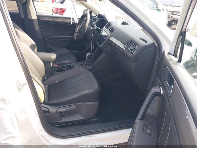 Продажа на аукционе авто 2024 Volkswagen Tiguan 2.0t Se/2.0t Wolfsburg Edition, vin: 3VVNB7AXXRM118069, номер лота: 45356978