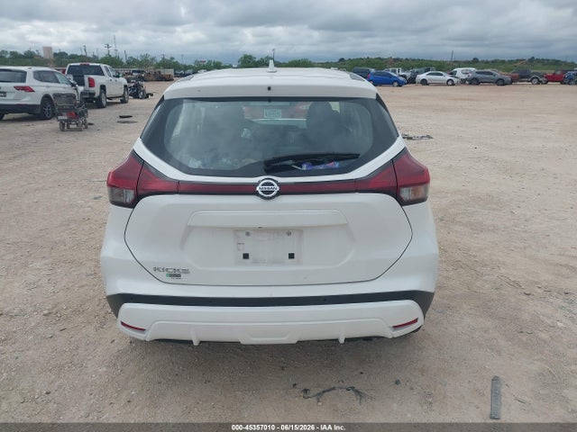 45357010 :رقم المزاد ، 3N1CP5BV8ML464762 vin ، 2021 Nissan Kicks S Xtronic Cvt مزاد بيع