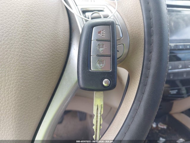 2015 Nissan Rogue S მანქანა იყიდება აუქციონზე, vin: KNMAT2MV6FP592002, აუქციონის ნომერი: 45357033