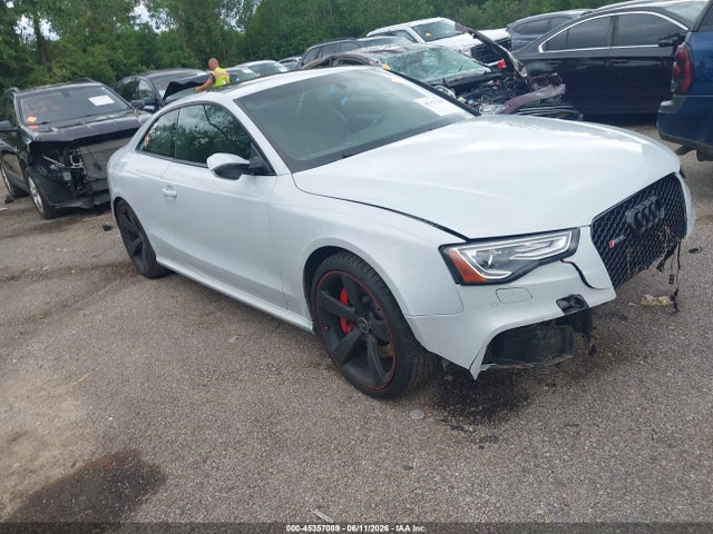 45357089 :رقم المزاد ، WUAC6AFR7FA901363 vin ، 2015 Audi Rs 5 4.2 مزاد بيع