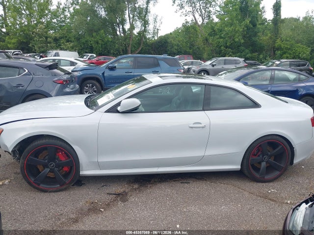 45357089 :رقم المزاد ، WUAC6AFR7FA901363 vin ، 2015 Audi Rs 5 4.2 مزاد بيع