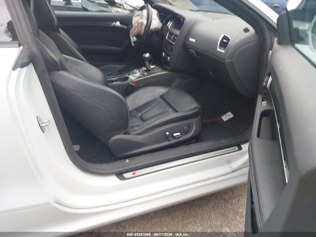 45357089 :رقم المزاد ، WUAC6AFR7FA901363 vin ، 2015 Audi Rs 5 4.2 مزاد بيع