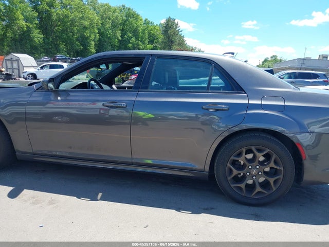 Продажа на аукционе авто 2016 Chrysler 300 300s Alloy Edition, vin: 2C3CCAGG0GH262219, номер лота: 45357106