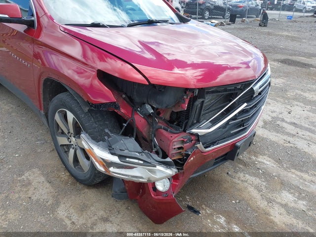 45357115 :رقم المزاد ، 1GNEVHKW0JJ162138 vin ، 2018 Chevrolet Traverse 3lt مزاد بيع