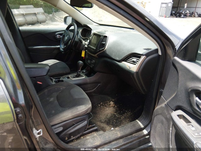 Продаж на аукціоні авто 2016 Jeep Cherokee Latitude, vin: 1C4PJMCB9GW100640, номер лоту: 45357124