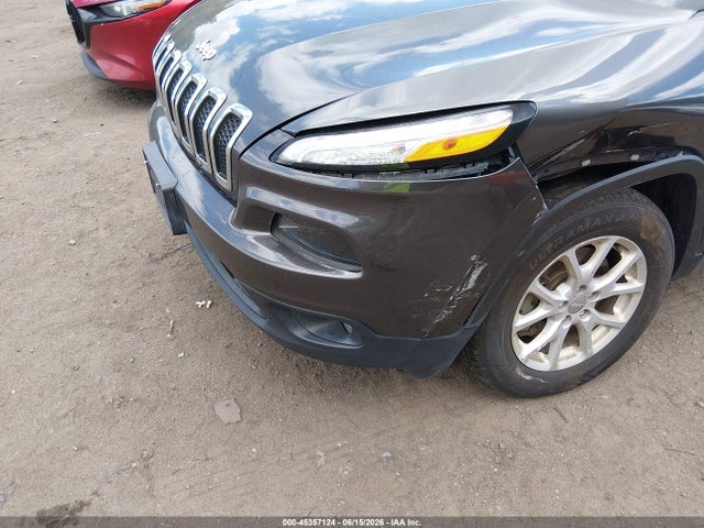 Продаж на аукціоні авто 2016 Jeep Cherokee Latitude, vin: 1C4PJMCB9GW100640, номер лоту: 45357124
