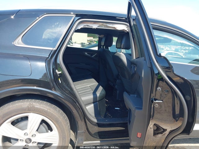 WA1LUBFZ6RP057675 Audi Q4 E-tron Premium Plus 55 Quattro