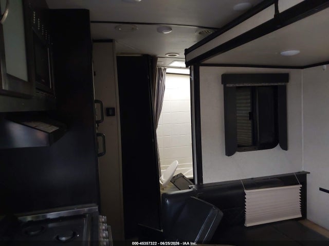 Продаж на аукціоні авто 2019 Forest River Other, vin: 5ZT2SBPB3KS033845, номер лоту: 45357322