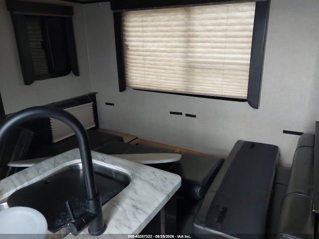 Продаж на аукціоні авто 2019 Forest River Other, vin: 5ZT2SBPB3KS033845, номер лоту: 45357322