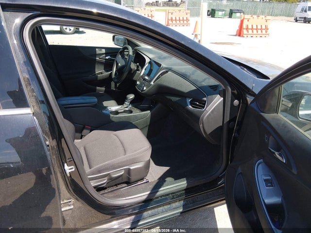 1G1ZD5ST4RF170011 Chevrolet Malibu Fwd 1lt