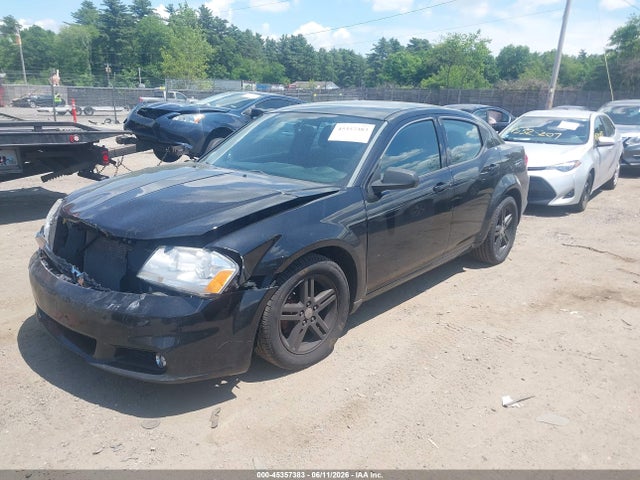 1C3CDZCB8EN190373 Dodge Avenger Sxt
