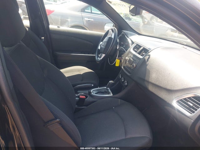 1C3CDZCB8EN190373 Dodge Avenger Sxt