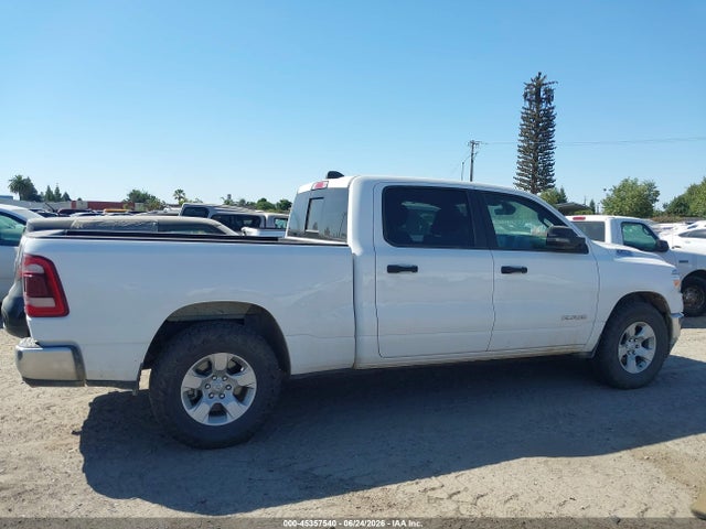 1C6SRFMT2RN157803 RAM 1500 Big Horn 4x4 6&#039;4 Box