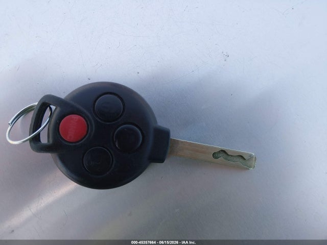 Продаж на аукціоні авто 2011 Smart Fortwo Passion/pure, vin: WMEEJ3BAXBK498470, номер лоту: 45357664