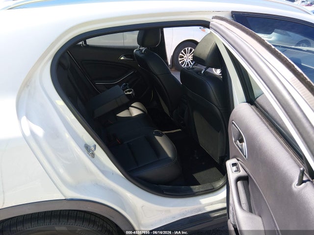 Продажа на аукционе авто 2015 Mercedes-benz Gla 250, vin: WDCTG4EB5FJ182060, номер лота: 45357695