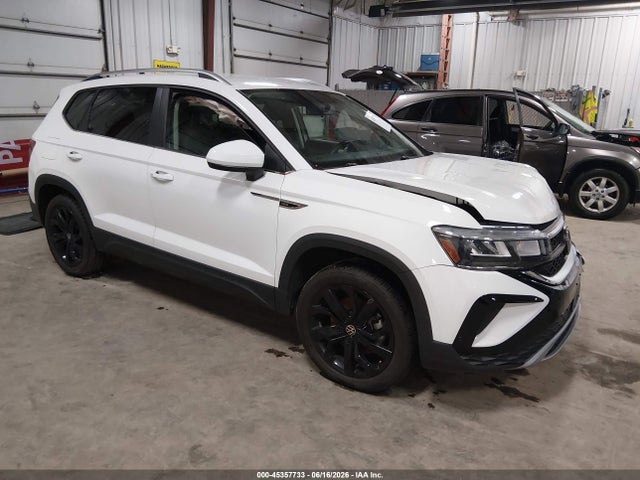 2022 Volkswagen Taos 1.5t Se მანქანა იყიდება აუქციონზე, vin: 3VVWX7B26NM044068, აუქციონის ნომერი: 45357733