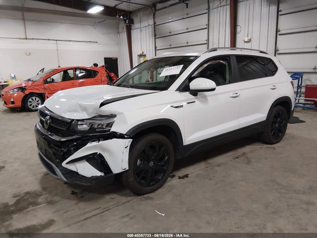 Продаж на аукціоні авто 2022 Volkswagen Taos 1.5t Se, vin: 3VVWX7B26NM044068, номер лоту: 45357733