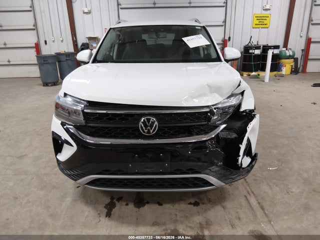 Продаж на аукціоні авто 2022 Volkswagen Taos 1.5t Se, vin: 3VVWX7B26NM044068, номер лоту: 45357733