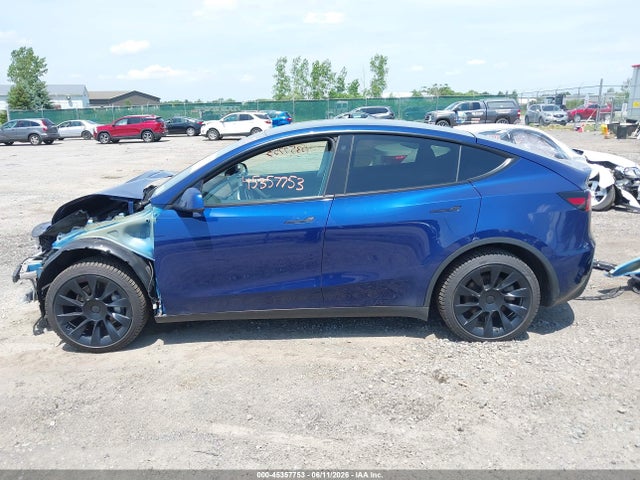 Продаж на аукціоні авто 2023 Tesla Model Y Awd/long Range Dual Motor All-wheel Drive, vin: 7SAYGDEE5PF692281, номер лоту: 45357753