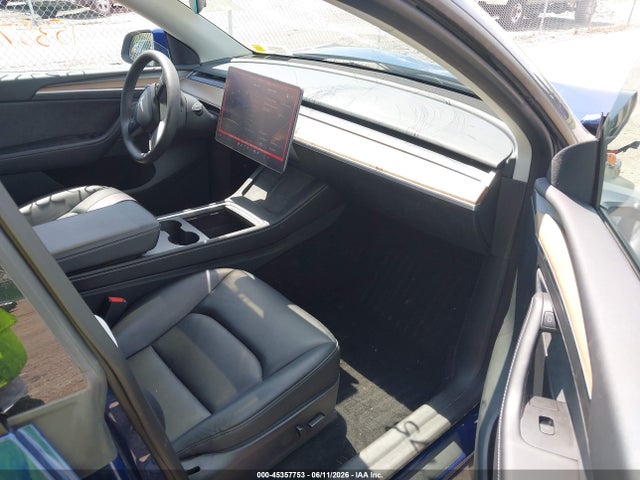 Продаж на аукціоні авто 2023 Tesla Model Y Awd/long Range Dual Motor All-wheel Drive, vin: 7SAYGDEE5PF692281, номер лоту: 45357753