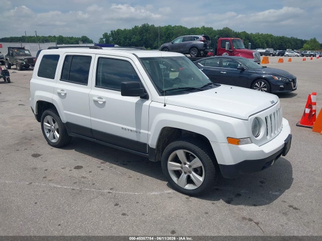 45357784 :رقم المزاد ، 1C4NJRFB8FD176814 vin ، 2015 Jeep Patriot Latitude مزاد بيع