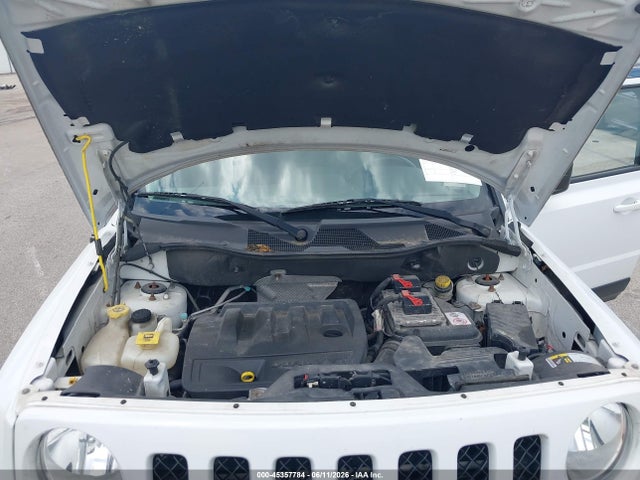 45357784 :رقم المزاد ، 1C4NJRFB8FD176814 vin ، 2015 Jeep Patriot Latitude مزاد بيع