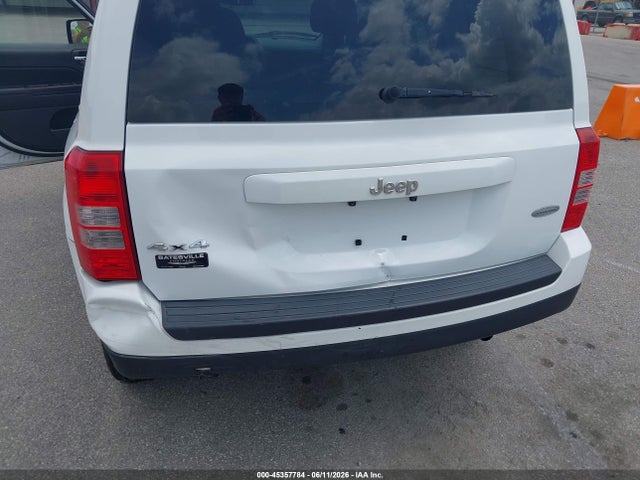 45357784 :رقم المزاد ، 1C4NJRFB8FD176814 vin ، 2015 Jeep Patriot Latitude مزاد بيع