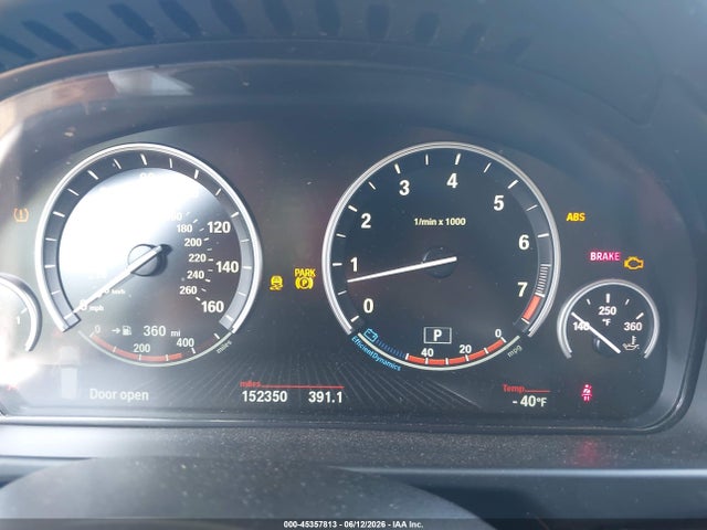 Продажа на аукционе авто 2015 Bmw X5 Xdrive35i, vin: 5UXKR0C59F0P05862, номер лота: 45357813