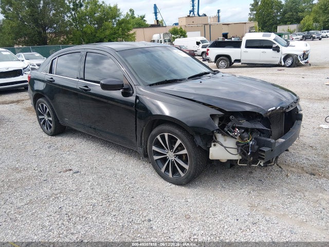 45357818 :رقم المزاد ، 1C3CCBBB6DN600453 vin ، 2013 Chrysler 200 Touring مزاد بيع