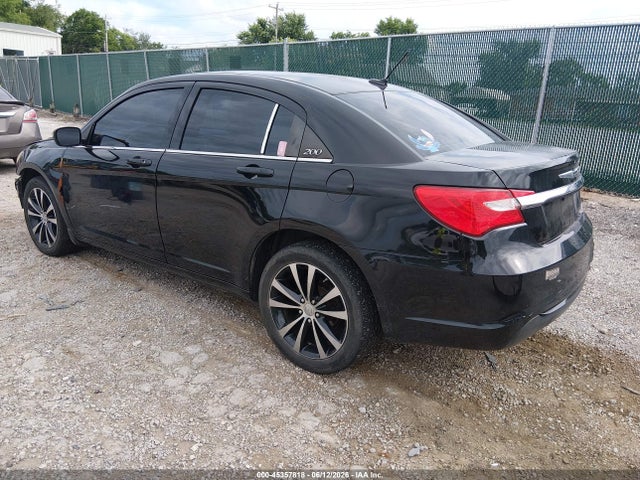 Продаж на аукціоні авто 2013 Chrysler 200 Touring, vin: 1C3CCBBB6DN600453, номер лоту: 45357818