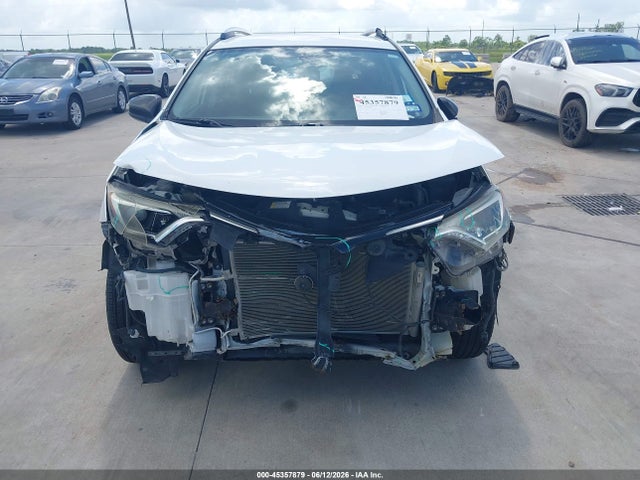 Toyota RAV4 LE 2016 JTMZFREV3GJ078789 Image 12