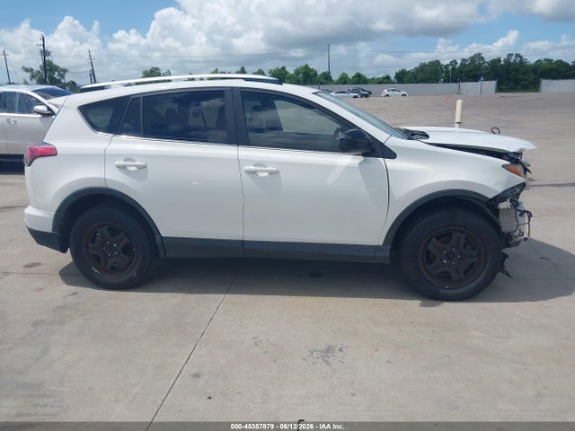 Toyota RAV4 LE 2016 JTMZFREV3GJ078789 Image 13