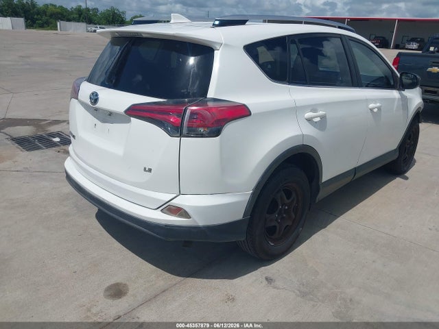 Toyota RAV4 LE 2016 JTMZFREV3GJ078789 Image 4