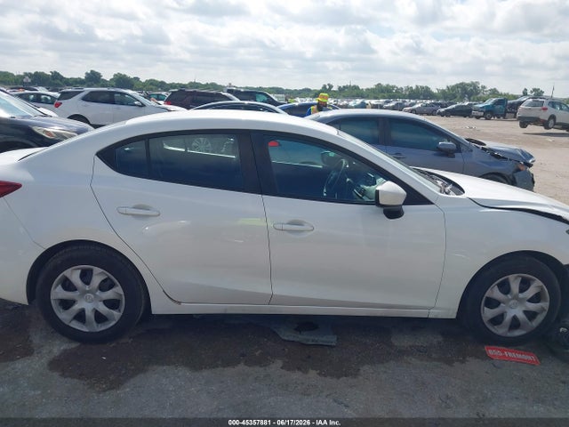 Продаж на аукціоні авто 2014 Mazda Mazda3 I Sport, vin: 3MZBM1U71EM100703, номер лоту: 45357881