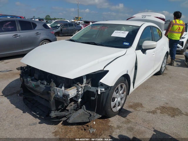 Продаж на аукціоні авто 2014 Mazda Mazda3 I Sport, vin: 3MZBM1U71EM100703, номер лоту: 45357881